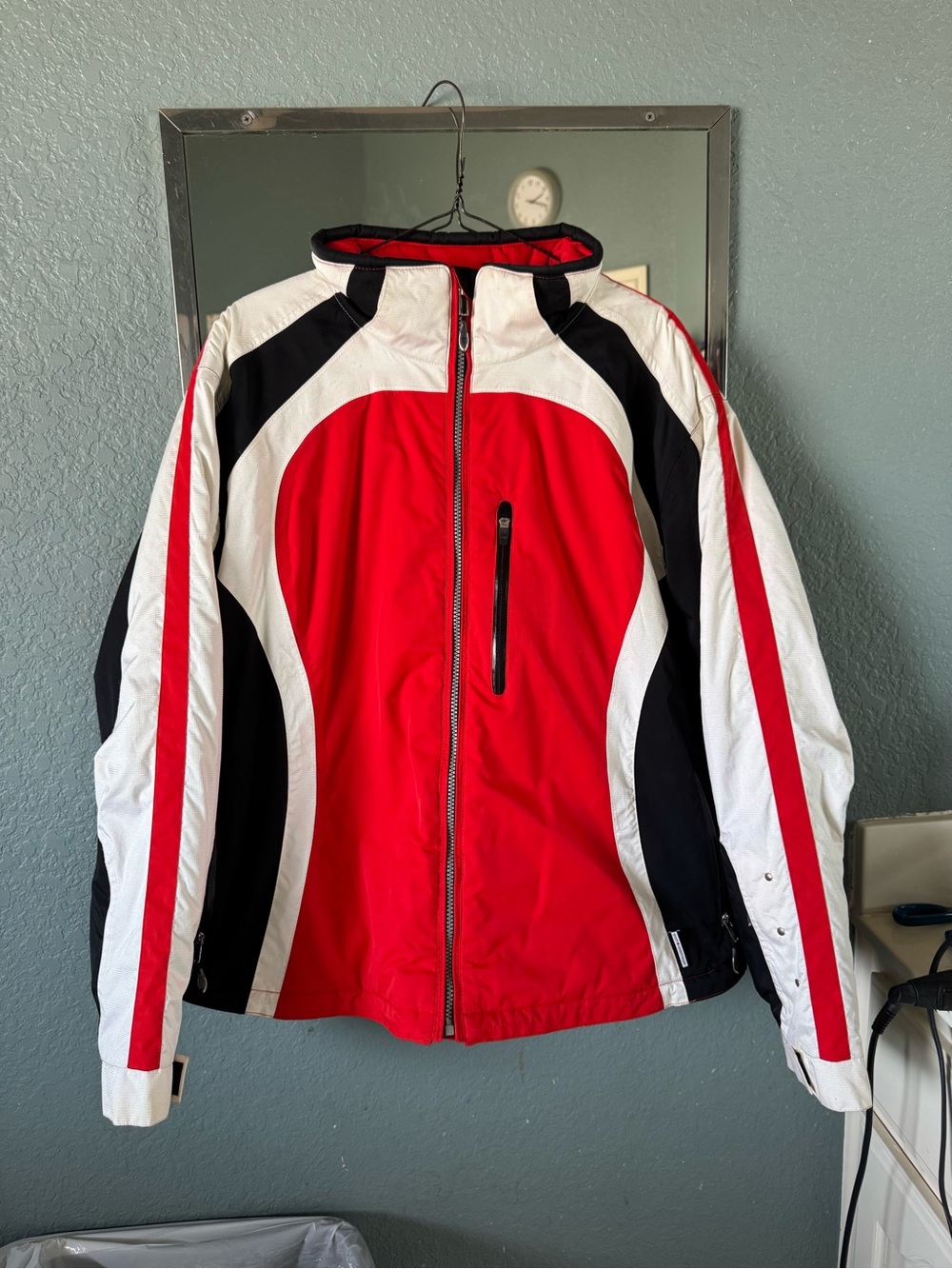Obermeyer Ridge Line Weather X Ski Jacket Women’s Size 16